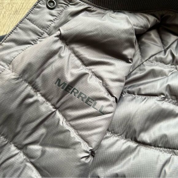 Merrell NWT Trailhead Insulated Reversible Bomber Jacket Size Small Black Grey - Picture 8 of 15